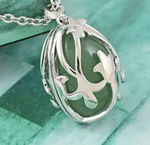 Green Aventurine Pendant Necklace